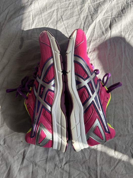 Кросівки Asics для бігу