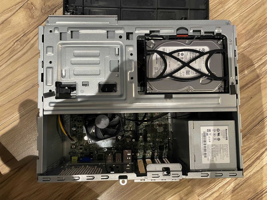 Komputer Lenovo IdeaCentre 720 i3-8100/16GB DDR4/1TB HDD