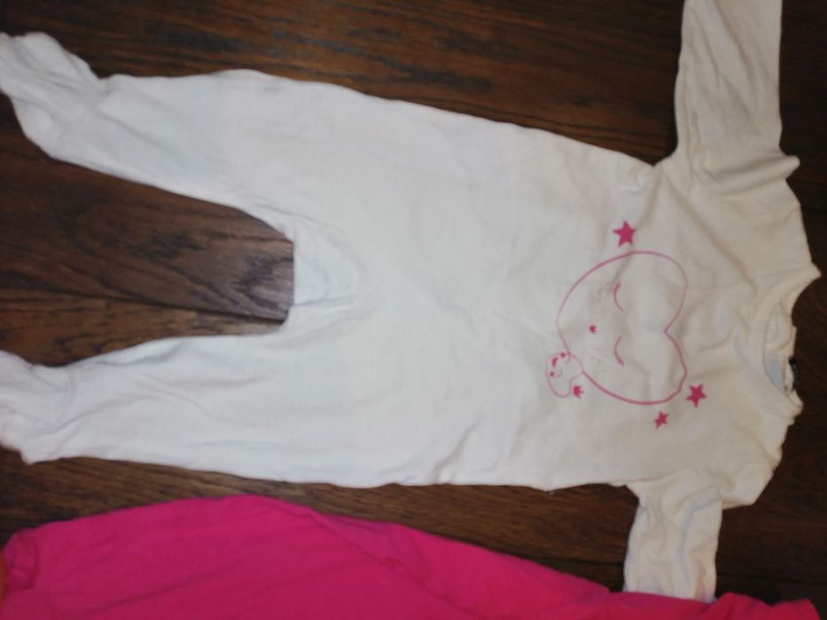 4 Pajace piżamki kiabi rozmiar 68, 6 m-cy, dziewczynka