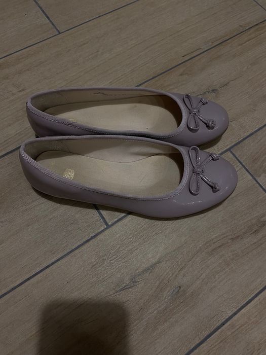 Продам балетки Clark’s, лаковая кожа, р. 37,5.