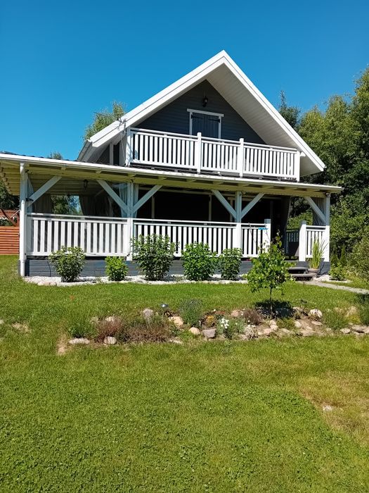 Domek nad Jeziorem Dobra z jakuzzi i dużą ogrodzona działką