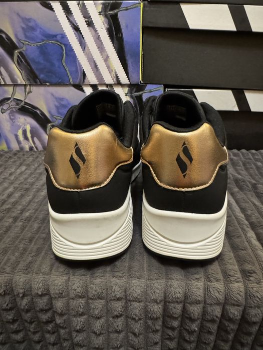 Кросівки Skechers Uno Shimmer Away 42(27,5см) оригінал