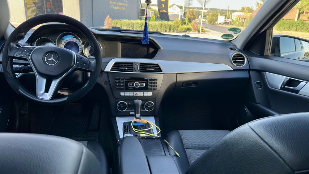 Продам авто МВ W204