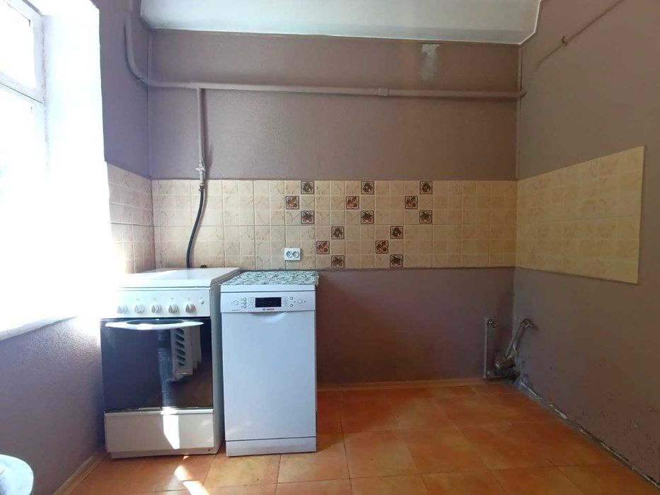 Без комісії! Продам 3к.кв. біля ст.м.Житомирська і Академмістечко!