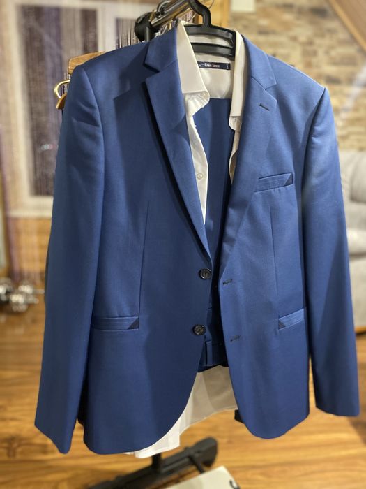 Синій чоловічий костюм PARLAMENTER