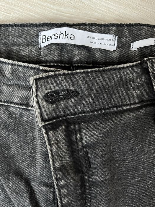 Джинси BERCHKA 38 розмрі