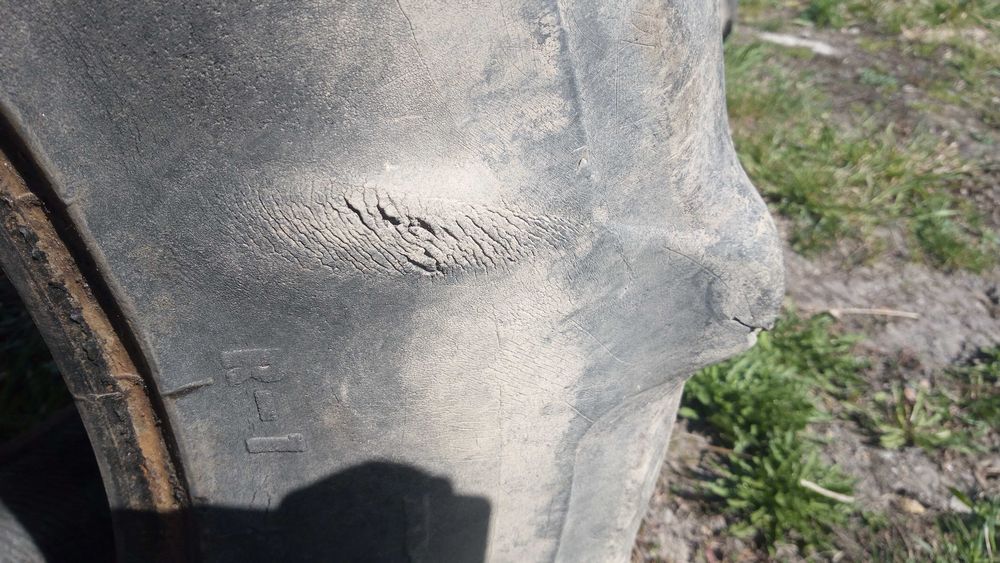 Opona 520/70r34, 360/70r24