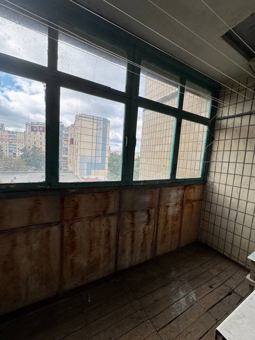 Продаю на 5 Зарічному шикарну за плануванням 4 кімнатну квартиру на 6 поверсі поліпшеного планування, 2 лоджіії, будинок 80, кінцева ШТ, Є Відновлення
