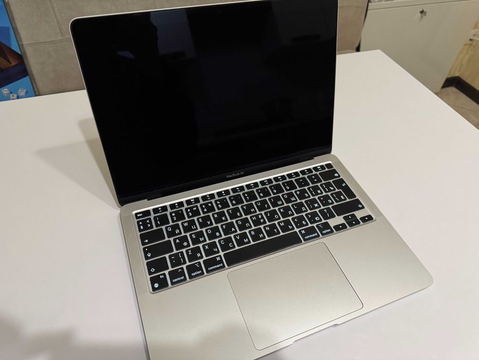 Продам MacBook Air m1