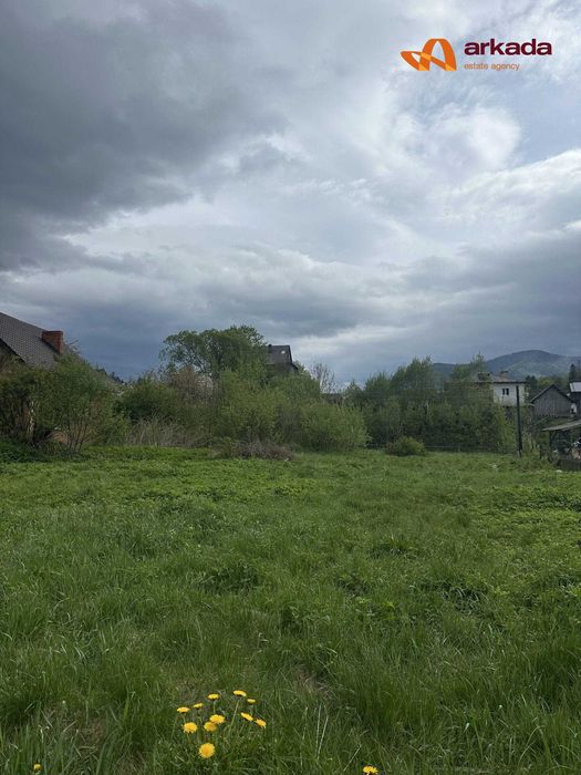 Земельна ділянка в Татарові в гарній локації під будівництво