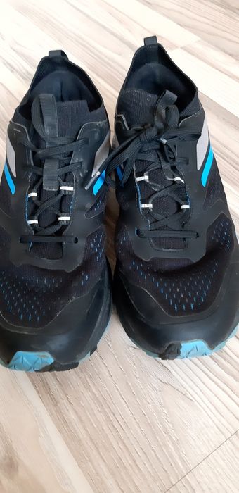 Buty sportowe do biegania .