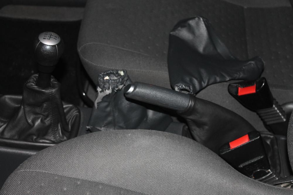 Opel Corsa C Travão de mão e mudanças em pele fole forra cobertura