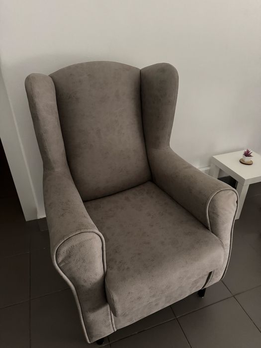 Cadeirão como novo quase sem uso