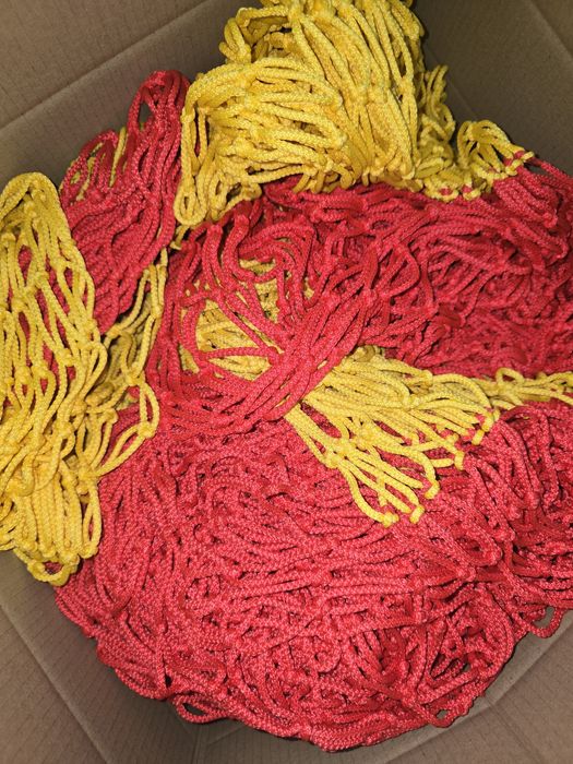 Сетки для детских площадок и лабиринтов.основа для маск сетки