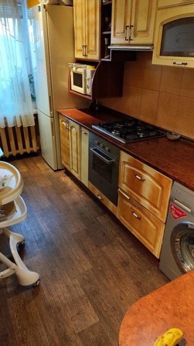 Продаж просторої 3-кімнатної квартири, 568681