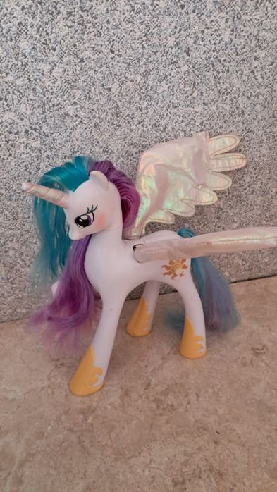 Фигурка My Little Pony Селестия Озвученная Светиться редкость