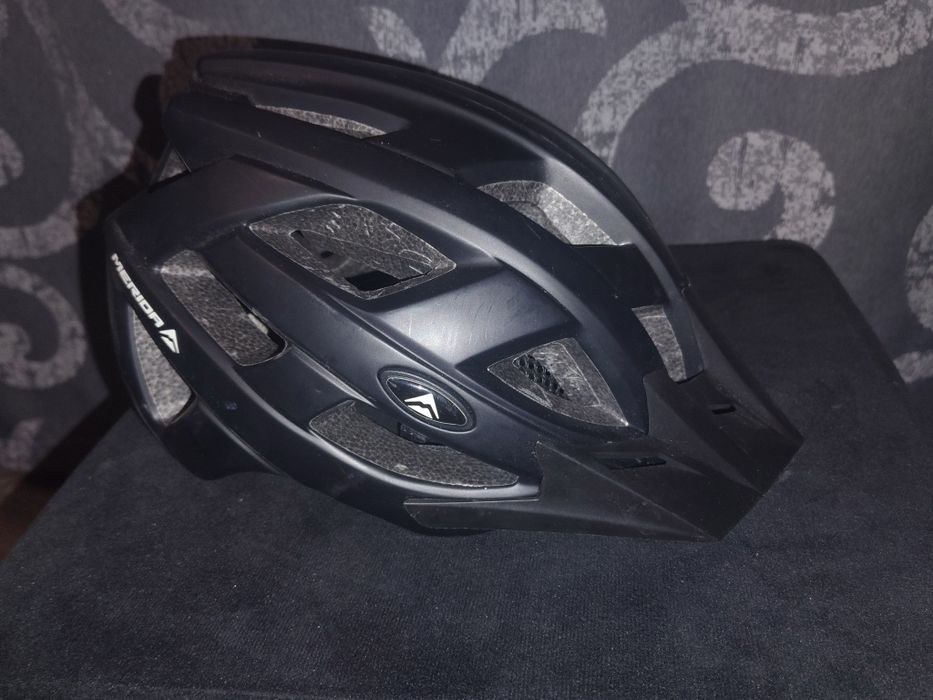 kask rowerowy  marki Merida
