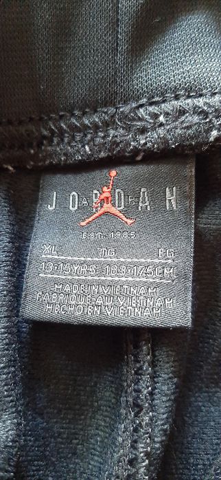 Vendo Fato de Treino Nike Jordan 13/15 anos