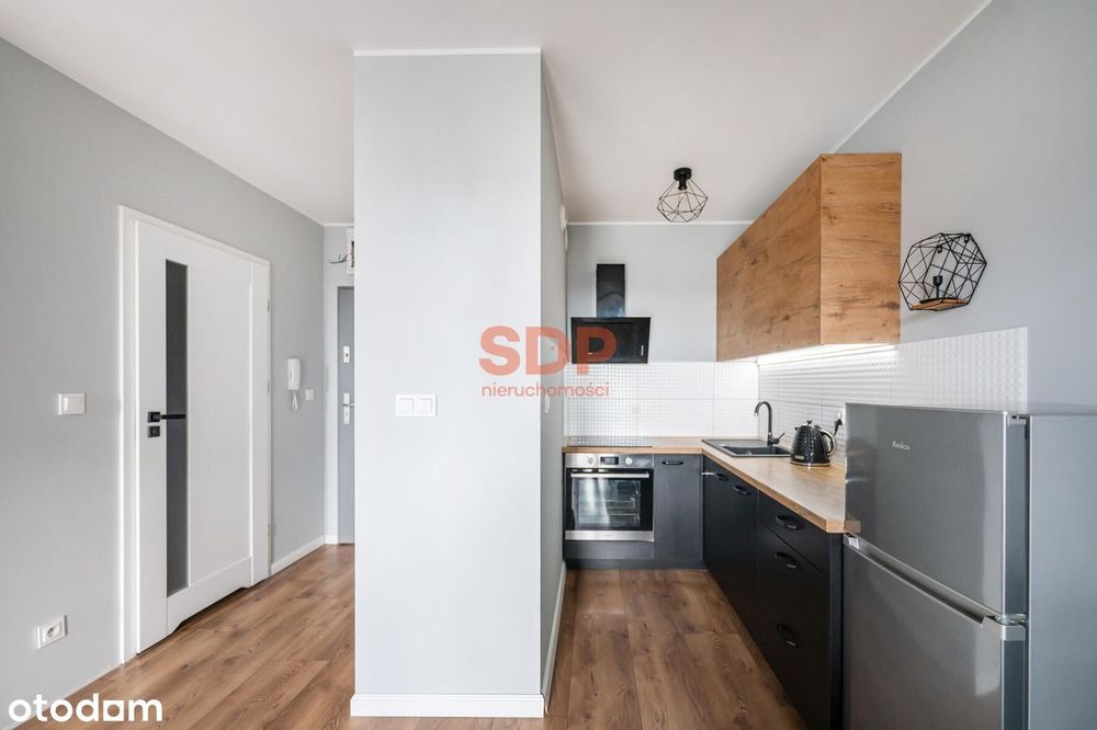 Słoneczny apartament z balkonem w  Centrum przy Al. Armii Krajowej