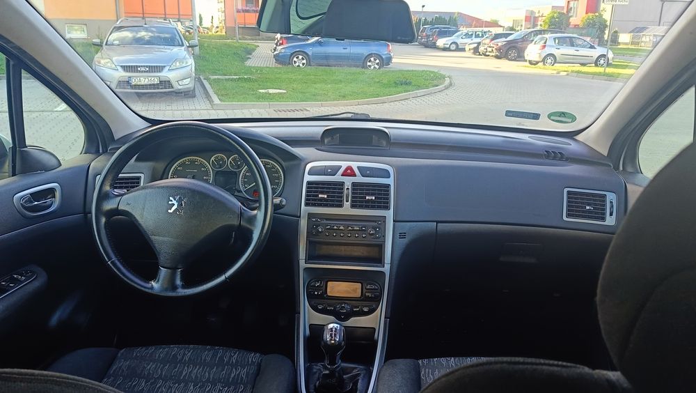 Peugeot 307 1.6 benzyna 2001 R Bezwypadkowy .