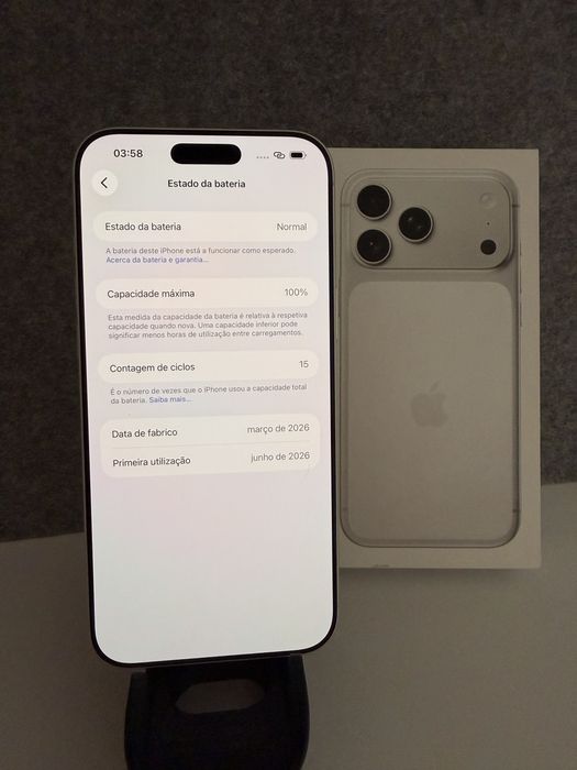 Iphone 17 Pro Max 256GB Silver ativado este mês ( 15 ciclos)