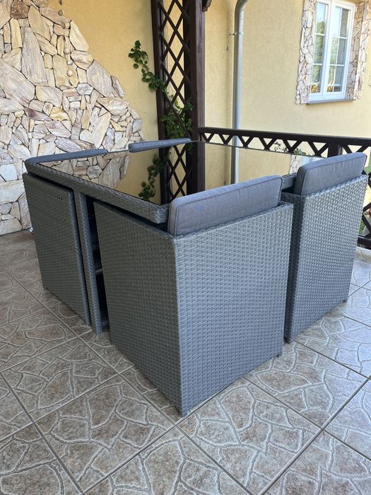 Zestaw wypoczynkowy rattanowy