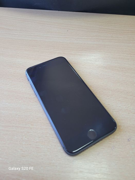Iphone 8 64GB в ідеалі
