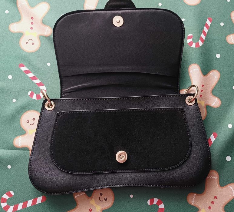 Mała torebka czarna primark elegancka wężowa krokodyl