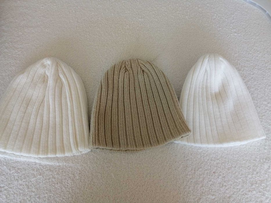 gorros e luvas de criança