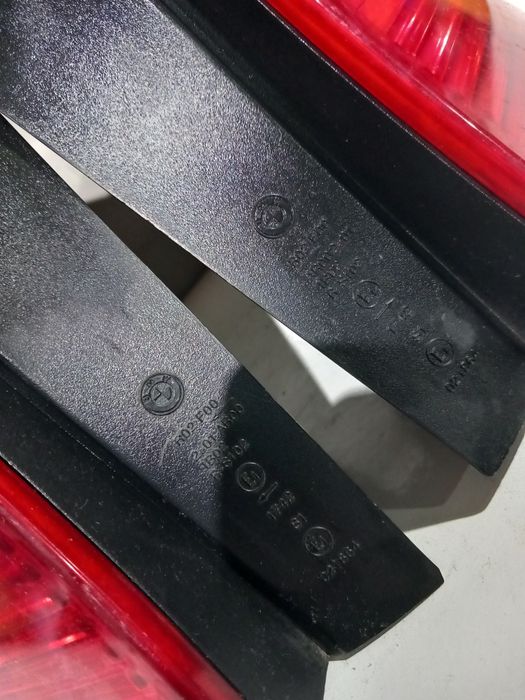 Farolim Stop traseiro esquerdo e direito BMW Serie 1 E81 E87
