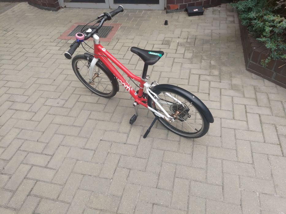 Woom 4, błotniki, nóżka