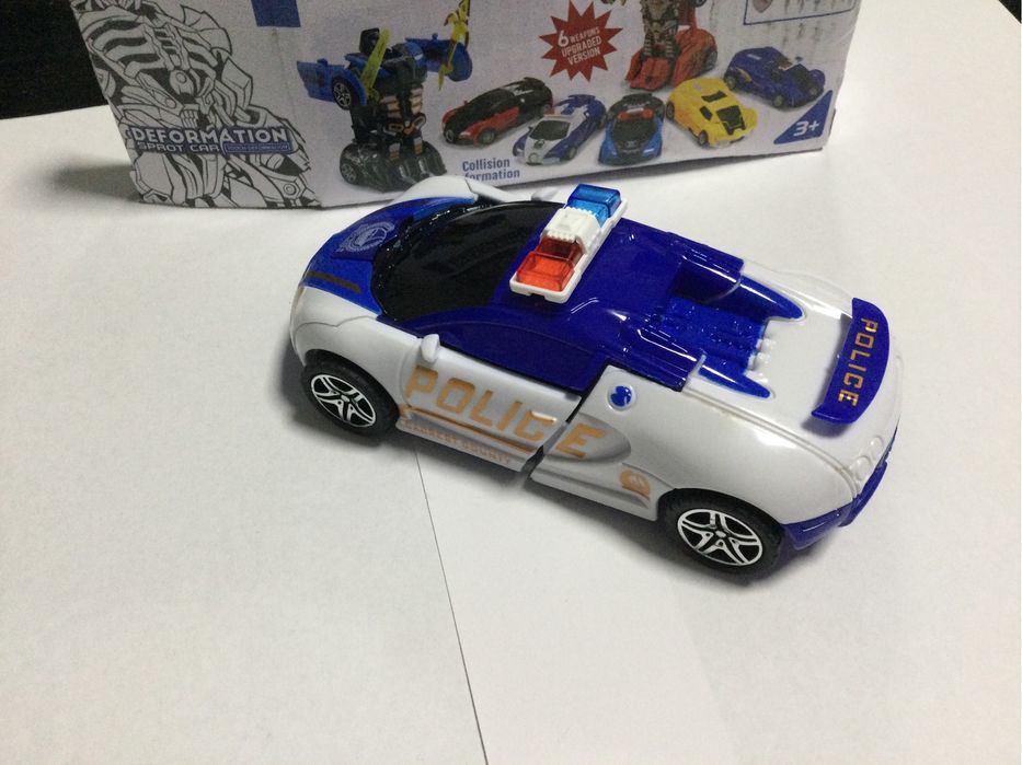 Машинка трансформер робот