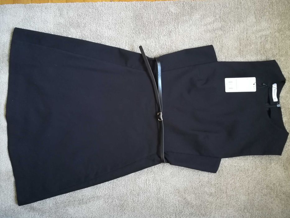 Vestido novo, estilo executivo, Mango, cor preta, tamanho S