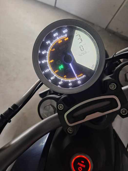 Mota Elétrica Super Soco TC 2019 (50cc) — Impecável, só 4.268 Km