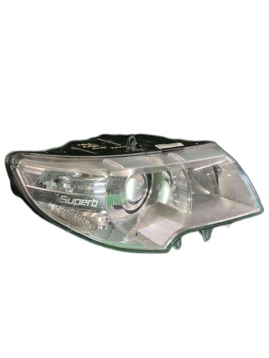 Ótica / Farol Direito SKODA SUPERB II 3T1941016E (OEM) | 1ZS24704710 (OEM)