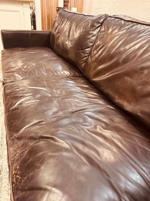 Zestaw ekskuzywnych kanap skórzanych