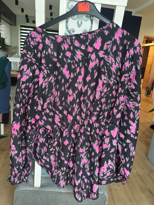 Bluzka z gumką w talii