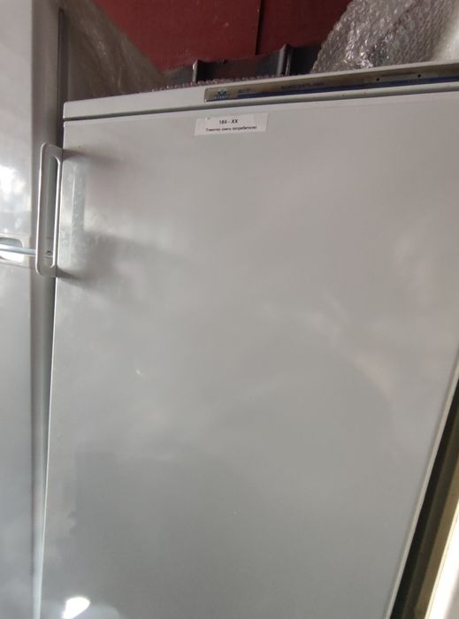 Продається морозильник. 
600х1310х600 (мм )
8 років користув