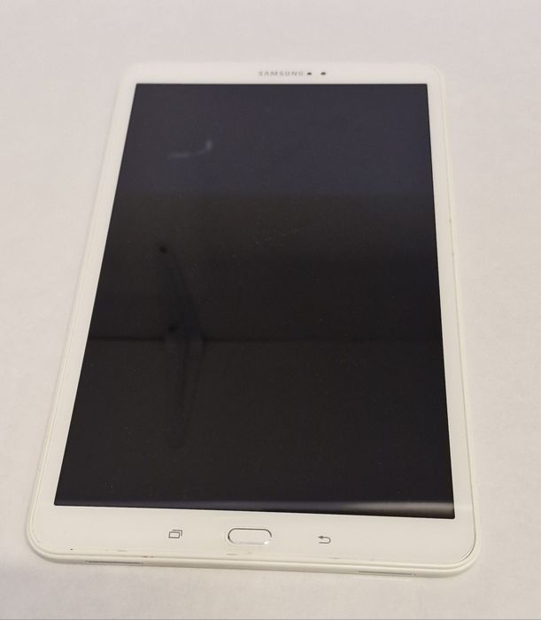 Samsung tab a6 SM-T585