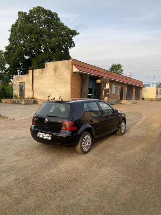 Volkswagen Golf 4 1.6 2000 рік