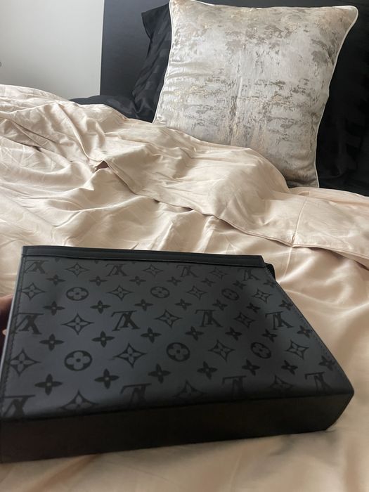 Pochete Voyage Louis Vuitton NOVA