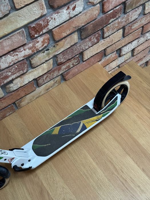 Hulajnoga Oxelo Mid7 Brasil Ltd żółty/zielony