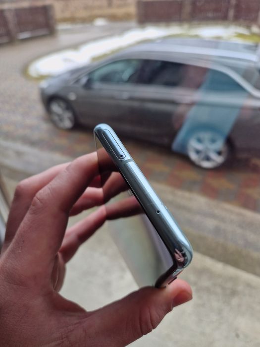 Samsung Galaxy S20 FE 6/128 120hz 2sim