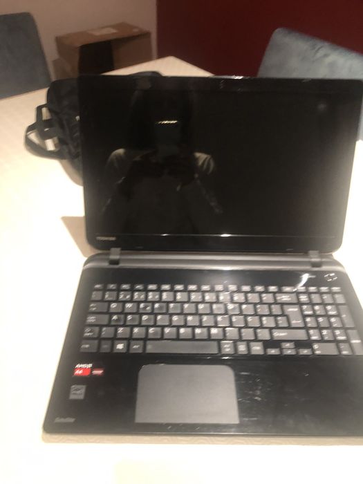 Varias carteiras em bom estado