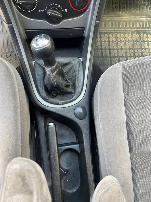 Продам Пежо 307 2.0HDI