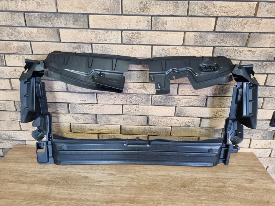 Рамка радиатора Трафик 2019-2023 2.0 Renault Trafic 3 2.0 2019-2023