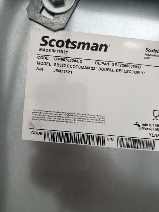 Льодогенератор SCOTSMAN MF 46, з КОНТЕЙНЕРОМ