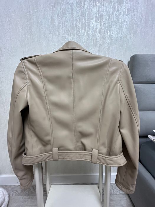 Куртка-косуха бежева