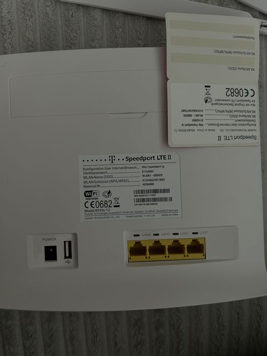 Router huawei model B593s-12
