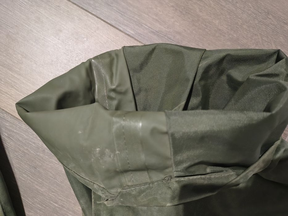 Комбінезон вітро- водонепроникний